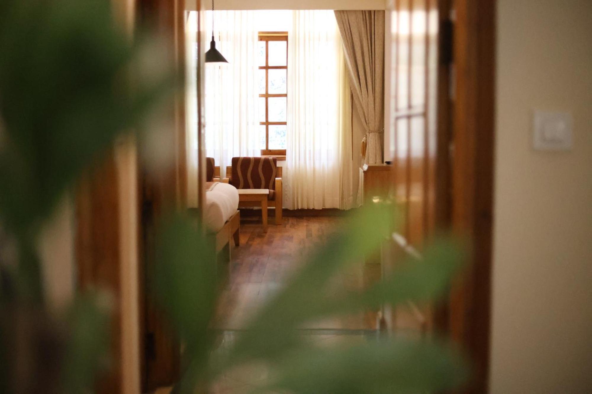 Hotel Willow Banks - Boutique 4 Star Hotel On The Mall Road Šimla Exteriér fotografie